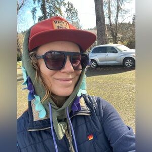 Meet your Posher, Brie